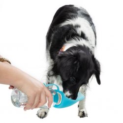 Vandskål og flaske til hund