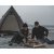 Madlavning under åben himmel – nyd et dejligt udendørsmåltid ved bålet med Easy Camp Otra Tipi som en hyggelig kulisse.