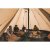 Tipi telt med plads til op til otte personer.