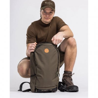 Pinewood Day Pack Rygsæk 22 L Dark Olive