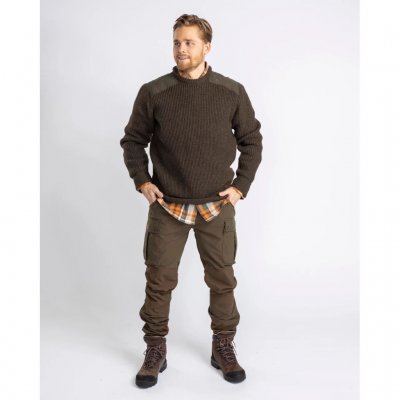 Strikket sweater i uld, der passer til de fleste lejligheder.