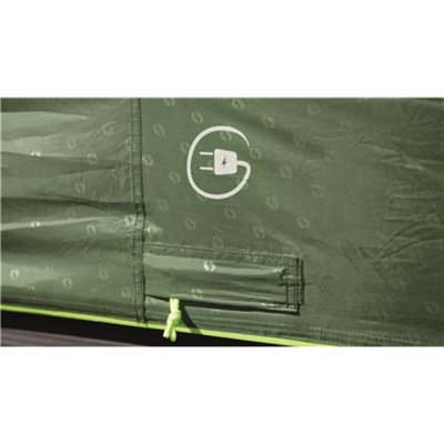 Kabelindføring gør det nemt at bruge elektricitet i familieteltet.