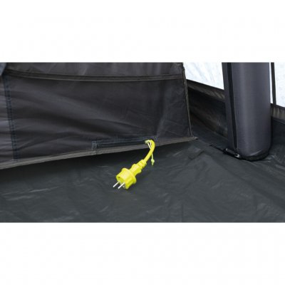 Durable, waterproof, sewn-in polyethylene tentfloor