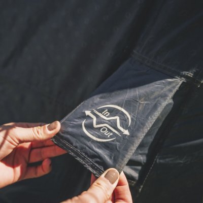 Rigid Air Systemet gør det nemt at sætte teltet op på kort tid, og den stabile konstruktion kan modstå selv hårde vejrforhold.