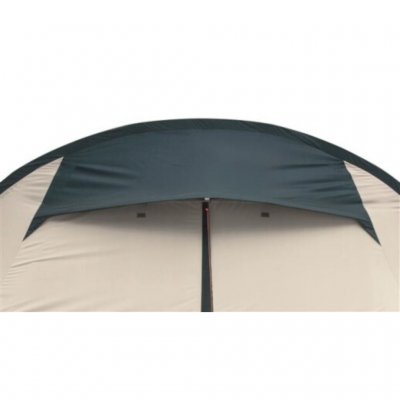 En stor ventil på respektive sida av tältet ger ett bra luftflöde.