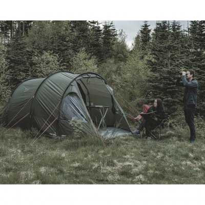 Perfekt til parret, der gerne vil have lidt ekstra plads eller bare et overkommeligt telt.