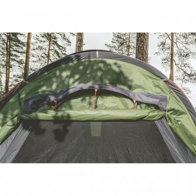 Robens Cima Versa 4 – smart placeret ventilation over hovedindgangen for bedre luftcirkulation og mindre kondens.