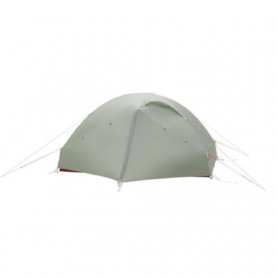 Dørene lukker helt og skaber et regntæt og vindtæt telt.