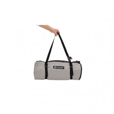 Den tilpassede teltmåtte til Outwell Sky 5 telt er meget pakkevenlig.