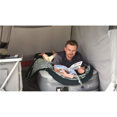 Outwell Camper Lux er en rummelig og behagelig sovepose.