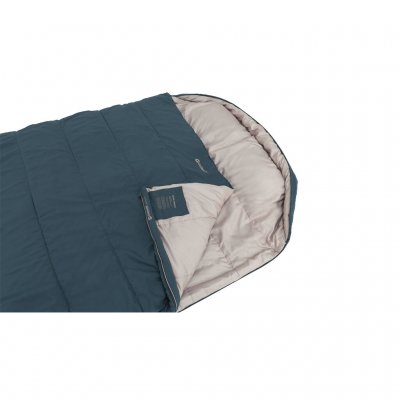 Outwell Campion Lux Double er en varm og overkommelig camping sovepose.