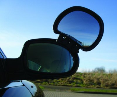 Milenco Blind Spot Mirror dækker den blinde vinkel.