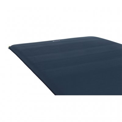 Overflade i blød og lydsvag polyester