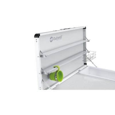 Indersiden af ​​låget giver mulighed for at opbevare krydderier og andet godt, som kan være godt at have under madlavningen