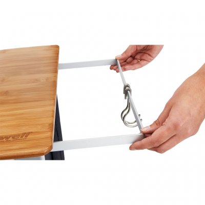 Udtrækholder til en Outwell Collaps-håndvask letter madlavning på campingpladsen.