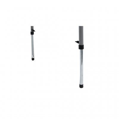 Ramme og ben i stål med justerbare ben, der sikrer, at bordet står stabilt selv på ujævne underlag.