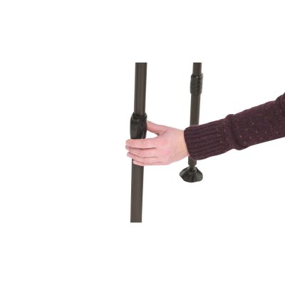 Justér højden på benene for at kompensere for stød.