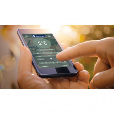 Overvåg og kontroller din køleboks med Outwells gratis app, som er tilgængelig til både Android og iOS.