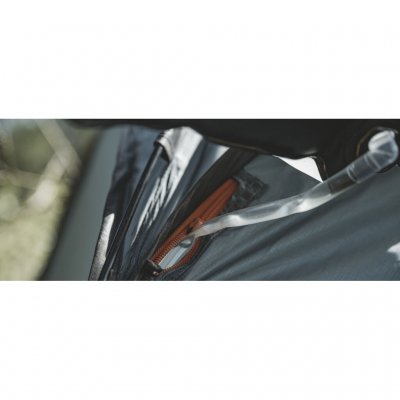 Praktisk solbruser til camping og udendørs aktiviteter