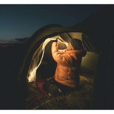 200 cm lang LED-lysslynge, der giver fleksibel og pålidelig belysning til telte, læskærme eller campingpladsen