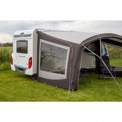 Sidevæggene giver beskyttelse mod sol, regn og vind.