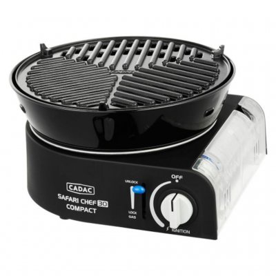 Grillen har en grillplade.