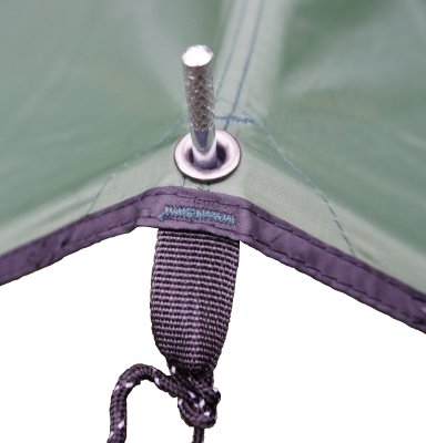 Forstærkede fastgørelsespunkter til stængerne.