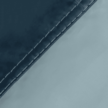 Weathershield™ PVC-materialet er designet til vintervejr og er vandtæt, holdbart og nemt at rengøre.