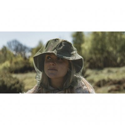 Myggenettet fungerer bedst sammen med en bredskygget hat.