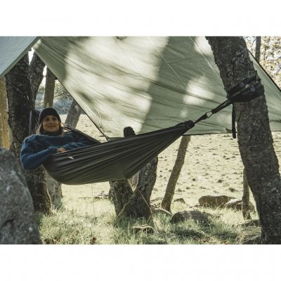 Rummelig hængekøje til skønne stunder ude i naturen.