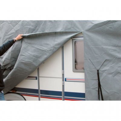 Caravanovertrækket har en oplukkelig side, som gør det nemt at komme til campingvognen.