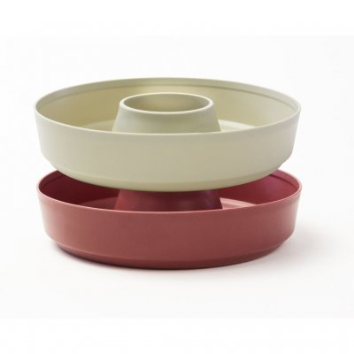 Formen letter brugen af ​​din omnia gennem dens non-stick overflade.