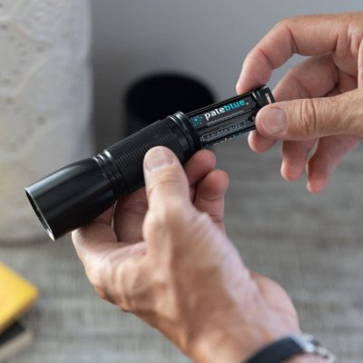 Perfekt til lommelygter og andet campingudstyr.