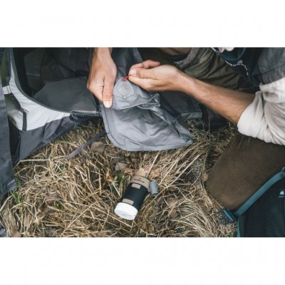 Madrasspumpen er perfekt til at pumpe liggeunderlag, luftmadrasser eller oppustelige møbler op.