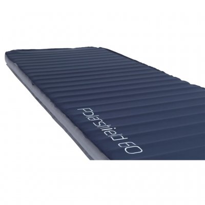 Let og slidstærkt ydermateriale