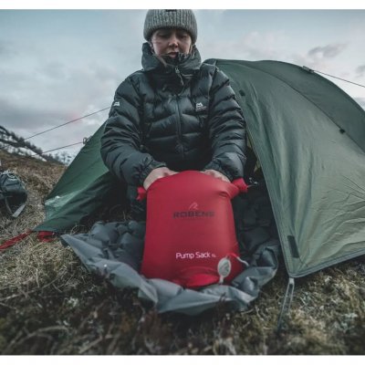 Pumpsæk fra Robens, der også kan bruges som opbevaringstaske til udstyr.