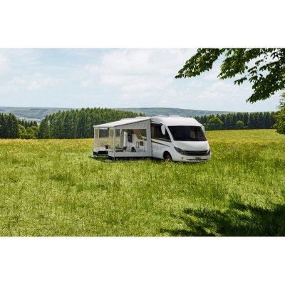 Opret en beskyttet gårdhave med forteltet og fronten.