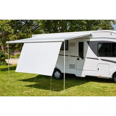 Vælg et panel, der beskytter hele eller dele af autocamperen eller campingvognens fortelt.