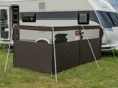 Skab en beskyttet og hyggelig plads på campingpladsen med Teltas stilrene læsejl.
